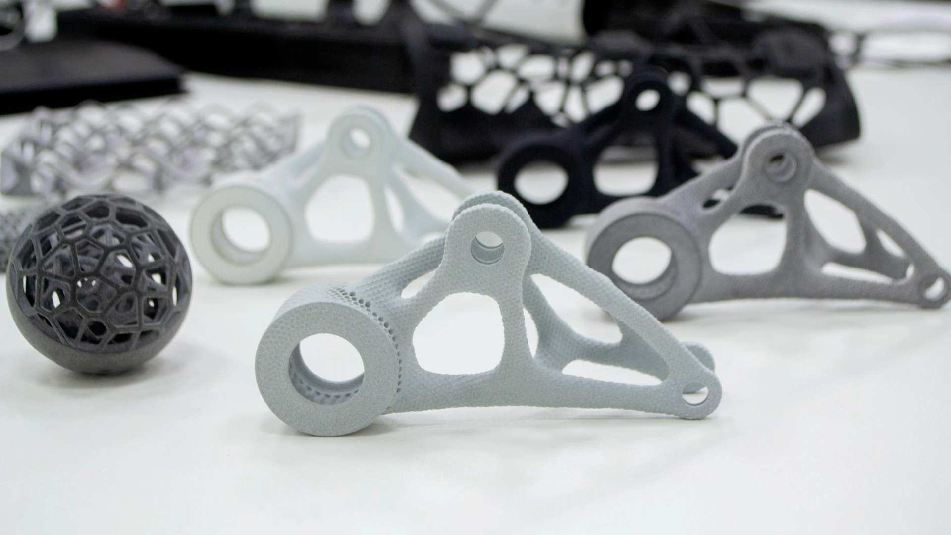 3 Pros and Cons to 3D Printing for Medical Devices