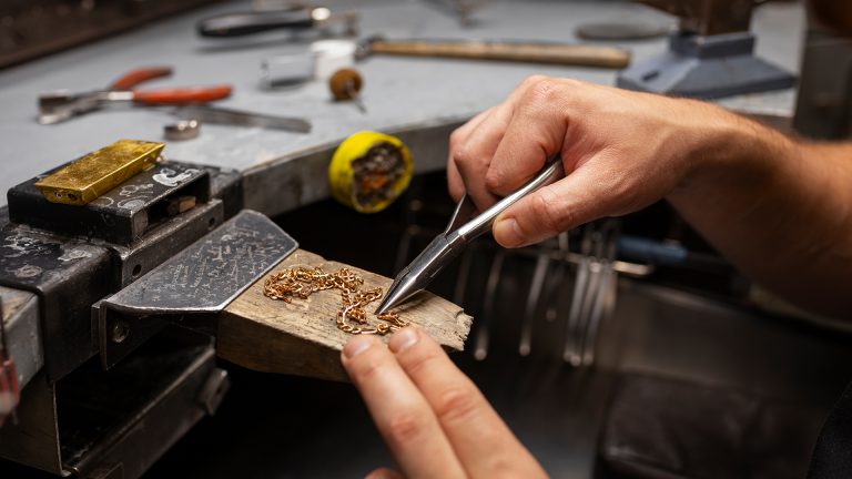 3d printing metal jewelry, refining metal jewelry on anvil